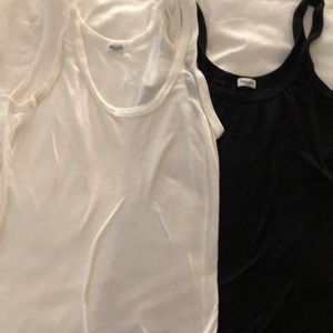 Two splendid medium tank tops